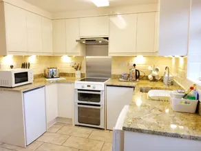 Saltburn Holidays Jasmine Cottage Saltburn - Image 2