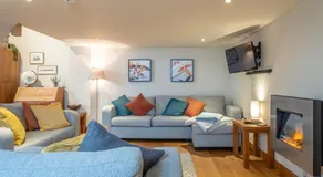 The Coach House - Cosy Retreat in Warwickshire! - Image 2