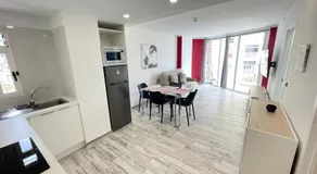 Comfortable pool view apartment - Image 5