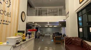 43 Home - Image 5