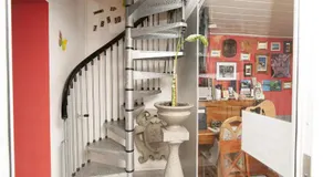Hostel 24 - Image 2
