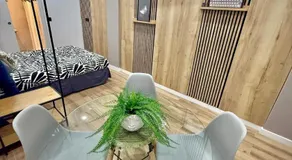 Charming Urban Stay in Valencia - Image 2