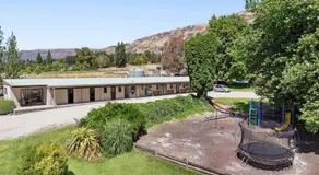 Mt Aspiring Suite - Near Roys Peak - Image 5