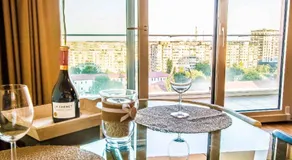 Incity Premium Garden Stay-Central Apartments &Private terrace - Image 2