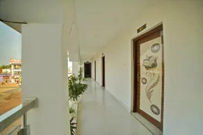 Collection O 83019 Hotel Palace Of Paradise - Image 3
