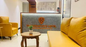The Urban Hive Hotel - Image 2