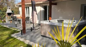 la suite prestige avec SPA SAUNA NETFLIX JARDIN - Image 4