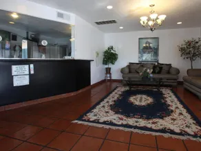 Best Inn & Suites - Image 5