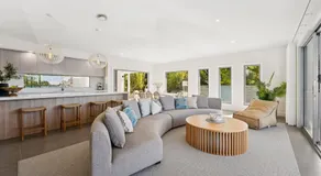 Gerald's Break Away - Style and luxury with Pool - Image 4