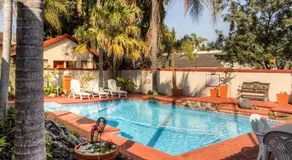 Marlot Guest House - Image 3