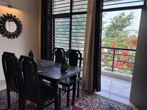 Terminal Stay - Heavenly Independent Jungle Retreat Flat in Meerut - Image 4