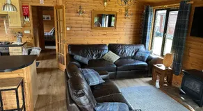 Ben Lomond Lodge - Image 2