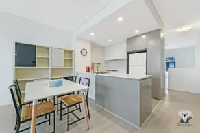 KOZYGURU | Mascot 2 Bed APT | FREE Double-PARKING - Image 4