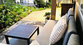 Donna's Bed & Breakfast - Image 4