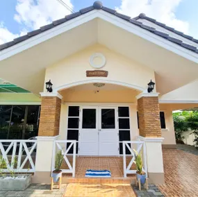 Perfect Home 15 mins from airport - Image 3