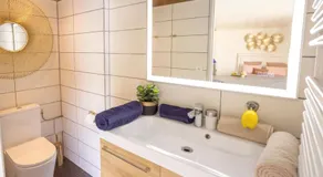 LES SUITES LOVE 1 SPA VUE MER PISCINe - Image 2