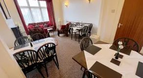 Alpine Guest House - Image 3