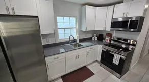 Home Near Downtown Norfolk - Image 3