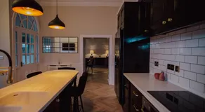 Bankhouse - Image 3
