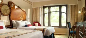 Disneyland Hotel - Image 5