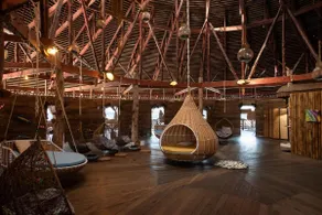 Dragon Inn Floating Resort - Image 2