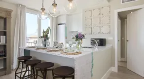 Plaza de la Trinidad Deluxe Penthouse - Image 3