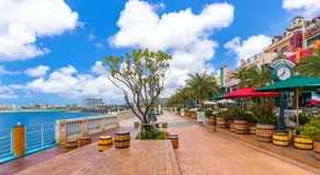 Aqua Resort in Chatan - Image 2