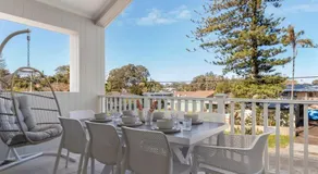 Ruby Jade Coastal Luxury at Anna Bay - Image 4