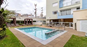 Sunny Studios Luxo by Robert Stays - Image 5
