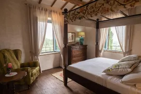 A luxury country villa on the board of Umbria and Tuscany with Air Condition - Image 2