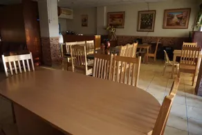 Lylie Hotel - Image 2