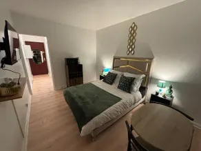 Le cosy à 2 pas de Versailles - Image 2