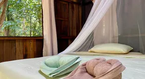 Moonshine Phayam beach resort & restaurant - Image 2