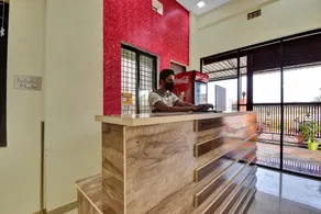 OYO Flagship Jamtha Hotel Guest House - Image 2