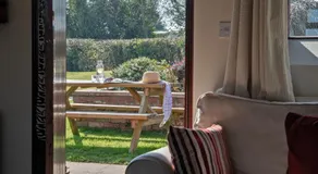 Zoe's Cottage with Alpaca's and 7 mins drive to Alton Towers - Image 3