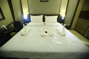 VEDHAS STAY HOTEL - Image 5