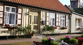 Kapitänshaus in Strandnähe in Prerow - Image 3