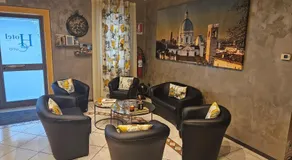Hotel Euro - Image 4