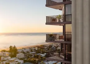 Mermaid Luxe - Spacious 4BR Coastal Retreat - Image 5