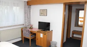 Hotel- Restaurant Zum Kleinen König - Image 4