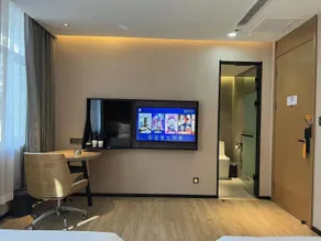 IU Hotel (Tangshan Wanda Plaza Branch) - Image 4