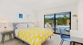 Aurora Oasis - Stylish 4 BDR - Image 2