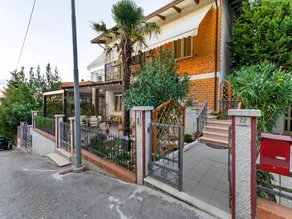Belvilla by OYO Spacious Apartment near Saludecio - Image 5