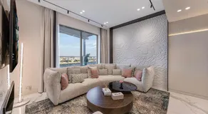 Daniels 3BR at La Cote with Full Sea View - Image 2