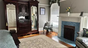 The Rose Cottage at The Carriage House - Image 2