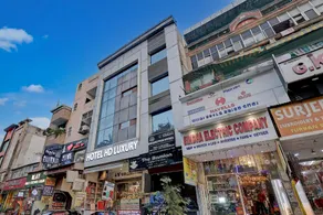 Hotel HD Luxury HomeStay- Lajpat Nagar Market - Image 4