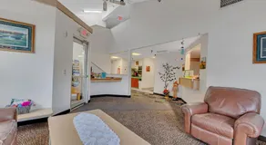 2 bedroom 5 minutes from Grand View - Image 5