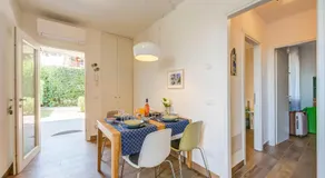 La Casa Accanto With Shared Pool - Happy Rentals - Image 5