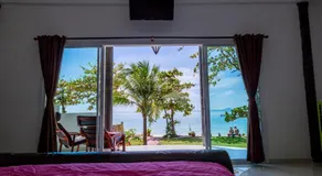 Yao Yai Beach Resort - Image 2