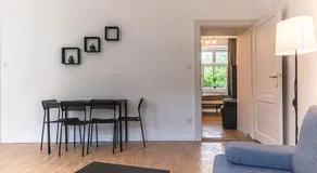 Beautiful 2BR Apt, Near U6 Station am Schöpfwerk - Image 5